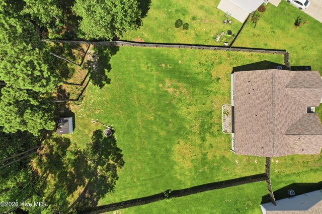 19 Evian Court, Hampstead, NC 28443