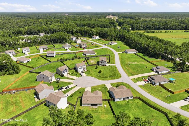 19 Evian Court, Hampstead, NC 28443