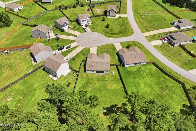 19 Evian Court, Hampstead, NC 28443