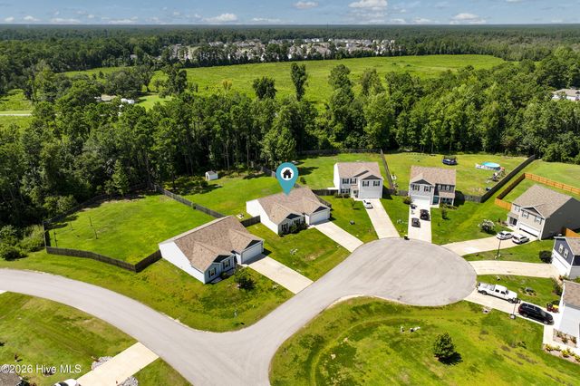 19 Evian Court, Hampstead, NC 28443