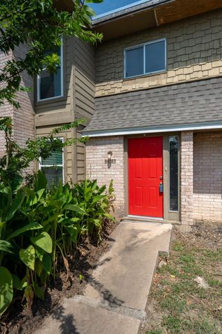 6406 Chimney Creek CIR B, Austin, TX 78723