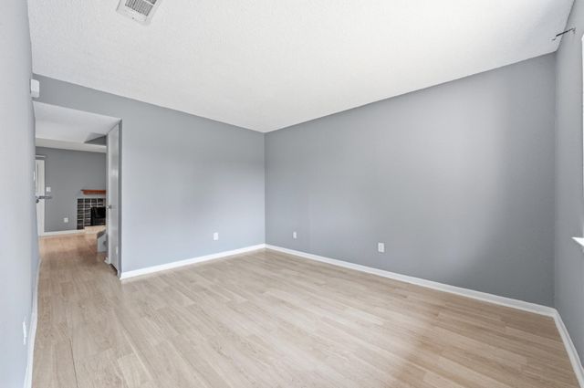 6406 Chimney Creek CIR B, Austin, TX 78723