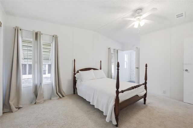 25323 CASA DEL LAGO LANE, Leesburg, FL 34748