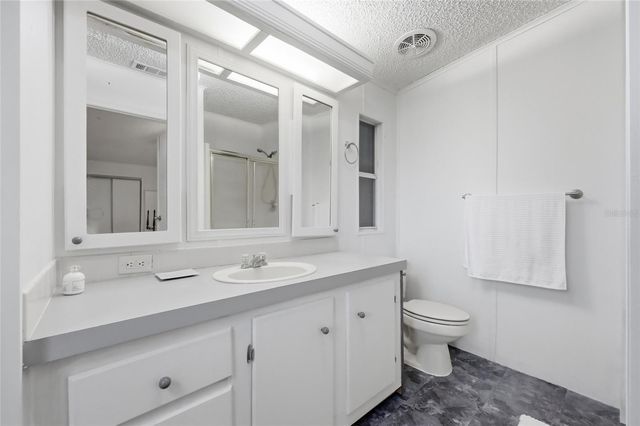 25323 CASA DEL LAGO LANE, Leesburg, FL 34748