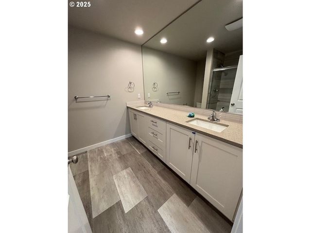 11213 Se Pleasant Valley Pkwy 668, Happy Valley, OR 97086