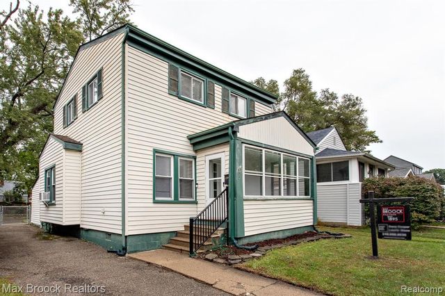 455 E Lewiston Avenue, Ferndale, MI 48220