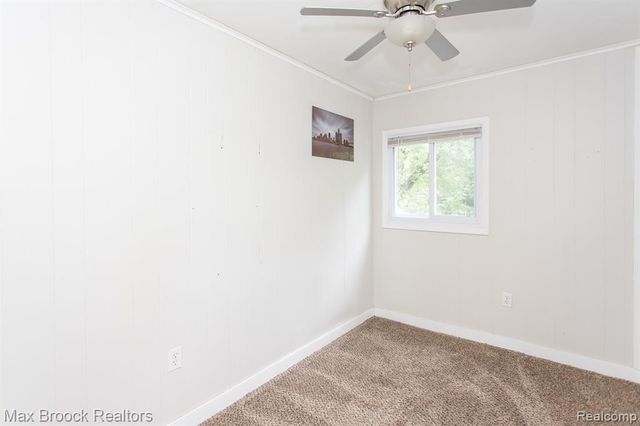 455 E Lewiston Avenue, Ferndale, MI 48220
