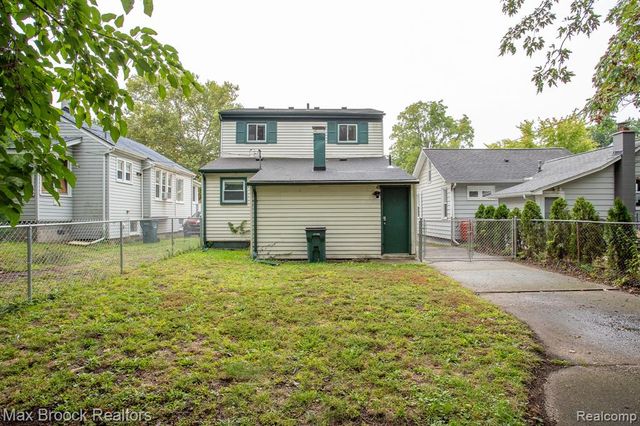 455 E Lewiston Avenue, Ferndale, MI 48220