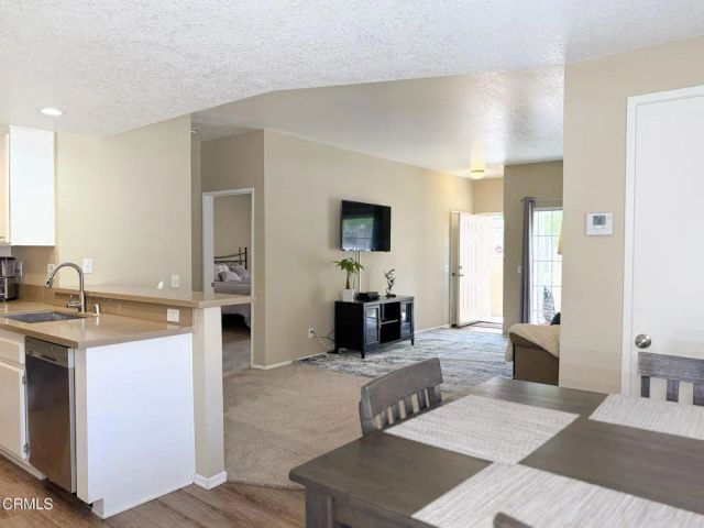 2016 Blackberry Circle, Oxnard, CA 93036