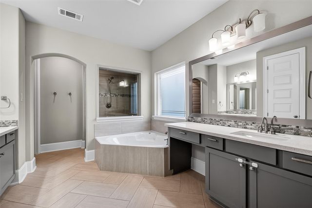 2608 Yaletzi Lane, League City, TX 77573