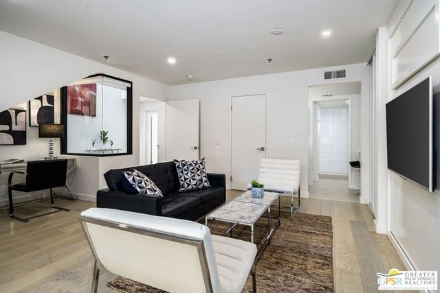 100 E Stevens Road 513, Palm Springs, CA 92262