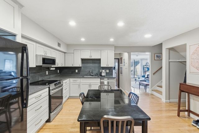 1475 Massachusetts Ave 467, Lexington, MA 02420