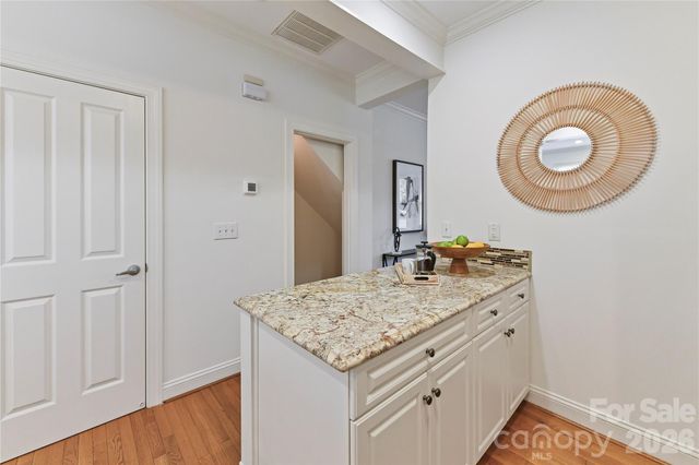 503 E 9th Street, Charlotte, NC 28202