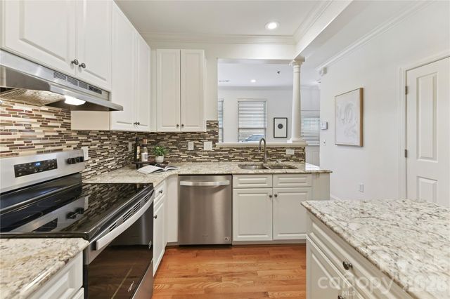 503 E 9th Street, Charlotte, NC 28202