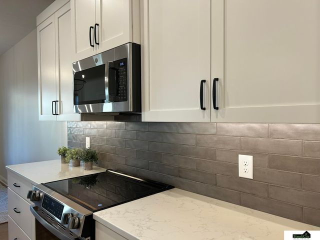 2315 S 90TH Circle, Lincoln, NE 68520