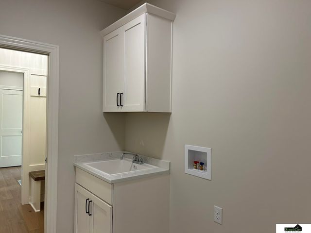 2315 S 90TH Circle, Lincoln, NE 68520