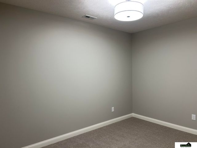 2315 S 90TH Circle, Lincoln, NE 68520