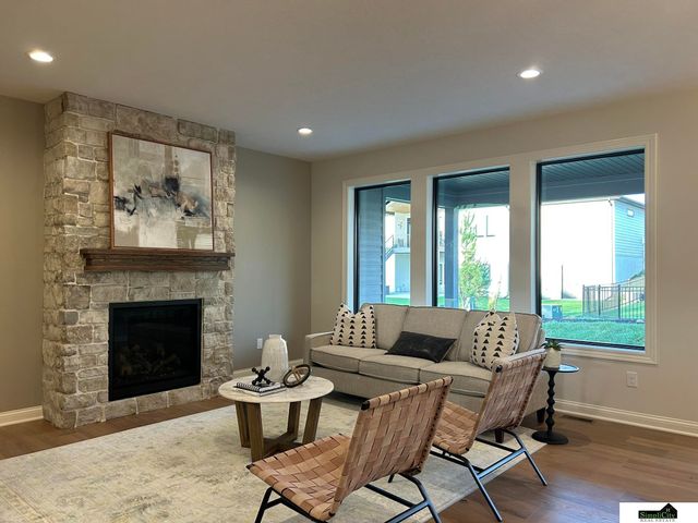 2315 S 90TH Circle, Lincoln, NE 68520