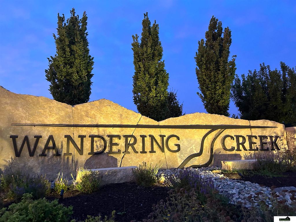 2315 S 90TH Circle, Lincoln, NE 68520