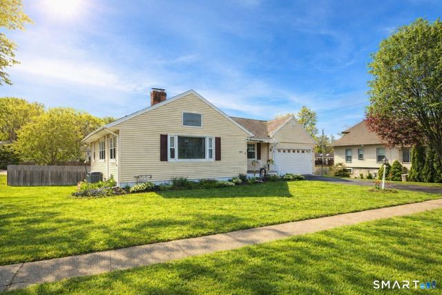 1304 Nichols Avenue, Stratford, CT 06614