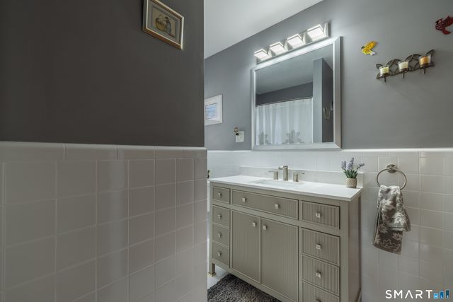 1304 Nichols Avenue, Stratford, CT 06614