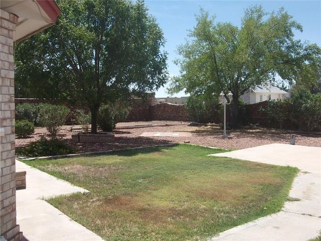 7680 DIANJOU Drive, El Paso, TX 79912