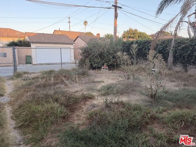 11726 Spinning Avenue, Hawthorne, CA 90250