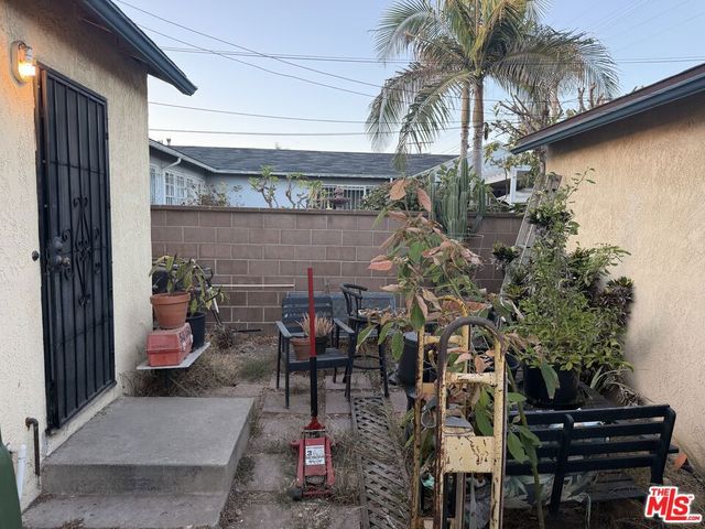 11726 Spinning Avenue, Hawthorne, CA 90250