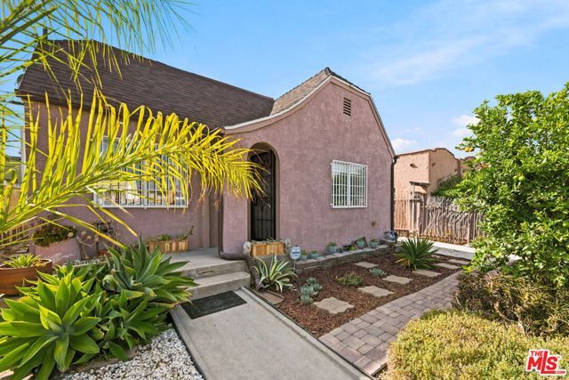 2050 Claudina Avenue, Los Angeles, CA 90016