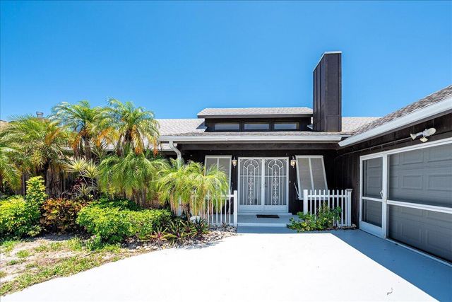 901 Sandy Oaks Drive, Jupiter, FL 33477