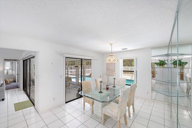 901 Sandy Oaks Drive, Jupiter, FL 33477