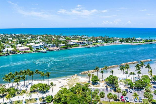 901 Sandy Oaks Drive, Jupiter, FL 33477