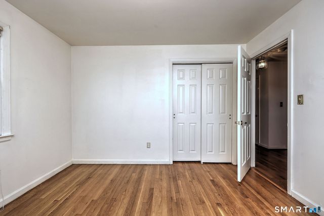 28 Grandview Drive, Trumbull, CT 06611