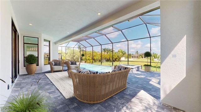 2809 Cape Coral PKWY W, Cape Coral, FL 33914