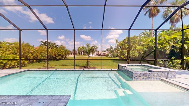 2809 Cape Coral PKWY W, Cape Coral, FL 33914