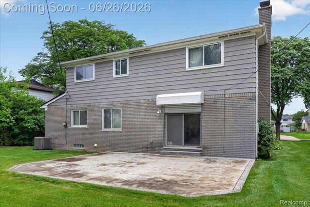 18917 Filmore Street, Southfield, MI 48075