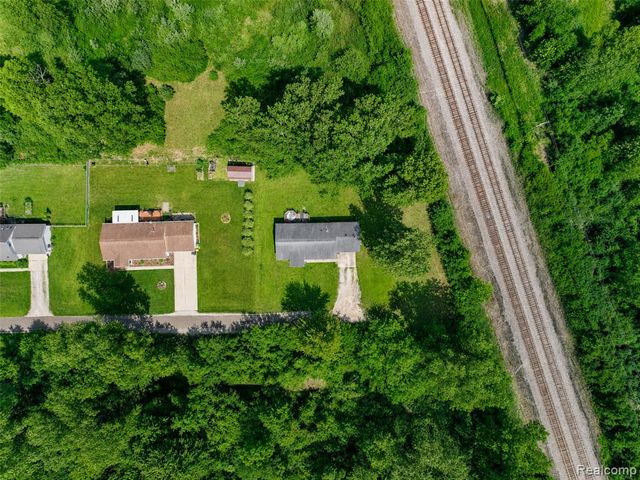 13129 Evelyn Court, Belleville, MI 48111