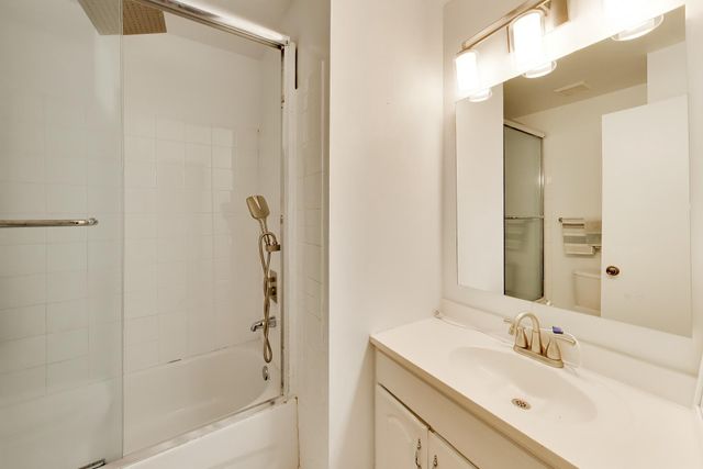 7035 WOODSTREAM LN, Lanham, MD 20706