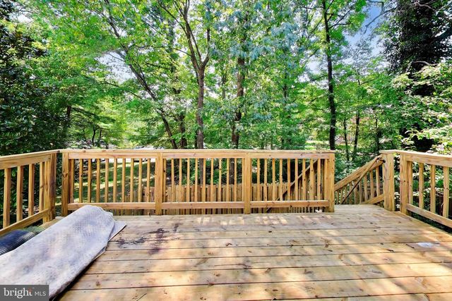 7035 WOODSTREAM LN, Lanham, MD 20706