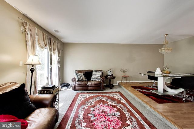 7035 WOODSTREAM LN, Lanham, MD 20706