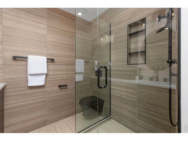 1095 Edinboro Dr, Boulder, CO 80305