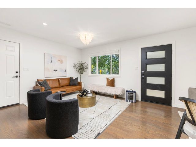 1095 Edinboro Dr, Boulder, CO 80305