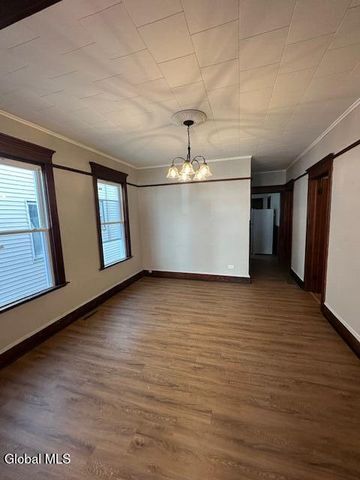945 Broadway 1, Rensselaer, NY 12144