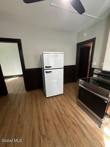 945 Broadway 1, Rensselaer, NY 12144