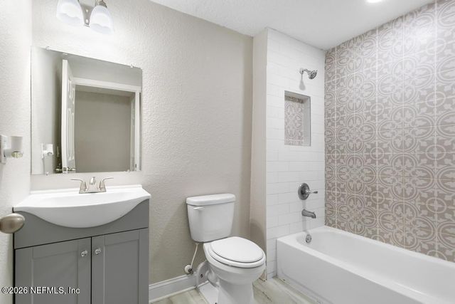 4717 PALMER Avenue, Jacksonville, FL 32210