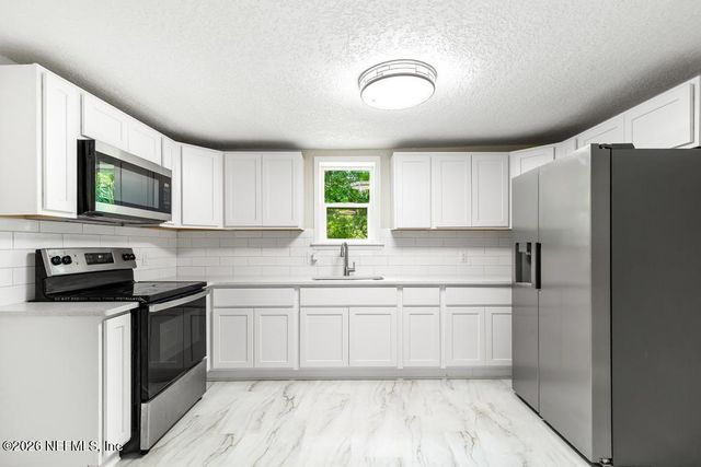 4717 PALMER Avenue, Jacksonville, FL 32210