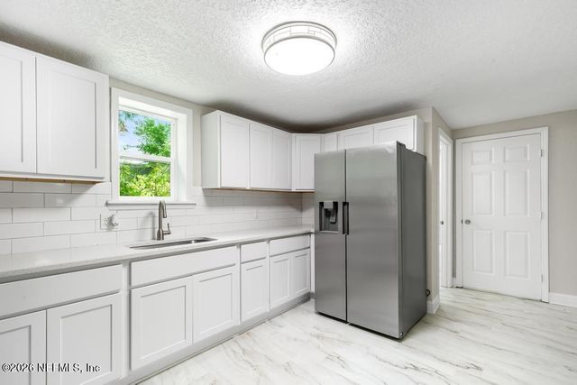 4717 PALMER Avenue, Jacksonville, FL 32210