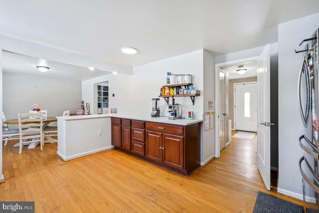 19105 N PIKE CREEK PL, Montgomery Village, MD 20886