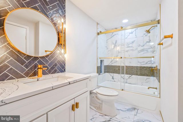 19105 N PIKE CREEK PL, Montgomery Village, MD 20886