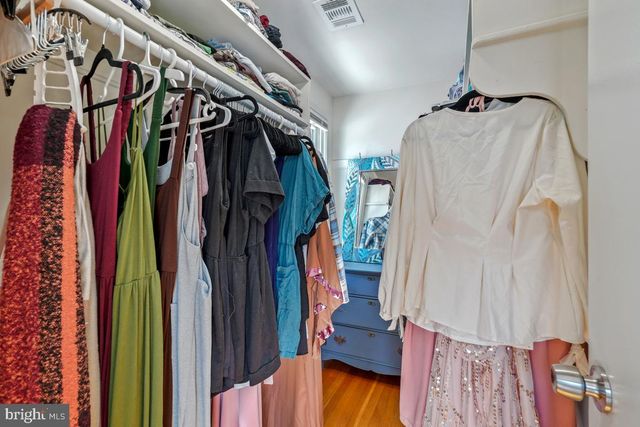 19105 N PIKE CREEK PL, Montgomery Village, MD 20886